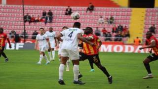 Spor Toto Süper Lig: Kayserispor: 0 - Kasımpaşa: 0 (İlk yarı)
