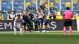 Spor Toto Süper Lig: MKE Ankaragücü: 2 - İstanbulspor: 0 (İlk yarı)