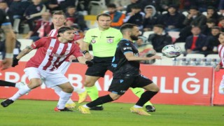 Spor Toto Süper Lig: Sivasspor: 0 - Trabzonspor: 1 (Maç devam ediyor)