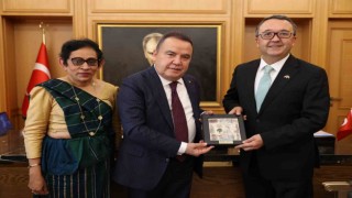 Sri Lanka Büyükelçisinden Başkan Böceke ziyaret