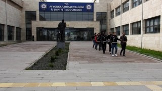 Suç örgütüne yönelik operasyonda 4 kişi tutuklandı