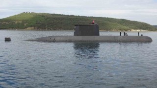 TCG Dumlupınar denizaltısında şehit olan 81 asker için anma töreni düzenlendi