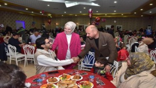 Tekkeköy Belediyesi afetzede aileleri iftarda buluşturdu