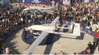 TEKNOFESTte Gökbey ve Bayraktar TB3 yoğun ilgi gördü