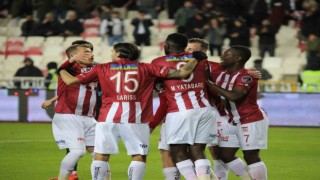 Trabzonsporu yenen Sivasspor, Süper Ligde 9. galibiyetini aldı