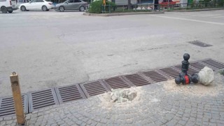 Trafiğe kapalı sokaktaki bu lobotu kim ne için söktü
