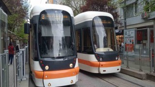 Tramvay seferleri durdu, bayram ziyaretleri yarıda kaldı