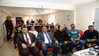 Tuncelide MEB AKUB ekibine eğitim verildi