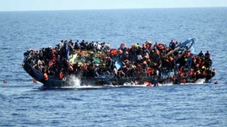Tunusta göçmen teknesi battı: 25 ölü