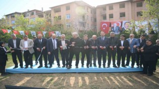 Tuzlada bulunan Penguen Sitesine ilk kazma Cumhurbaşkanı Erdoğanın talimatıyla vuruldu