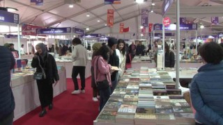 Üsküdarda 8inci kitap fuarı yoğun ilgi ile karşılandı