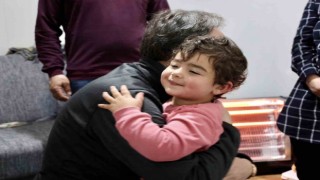 Vali Kızılkaya yeni kurulan konteyner kentte vatandaşlar ile buluştu