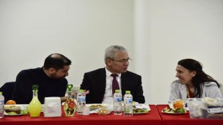 Vali Yardımcısı Çorav ve Müdür Damkacı sağlık çalışanları ile buluştu