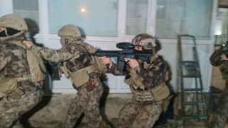 Vanda tandır evinde 20 düzensiz göçmen yakalandı