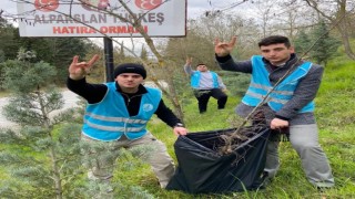 Yalova Ülkü Ocaklarından Türkeşe ahde vefa