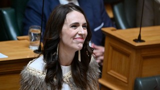 Yeni Zelanda'da eski Başbakan Ardern parlamentoya duygusal veda