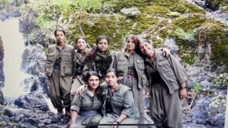 Yeşil Sol Parti adayı Ayten Dönmezin PKK kamplarındaki yeni fotoğrafları ortaya çıktı