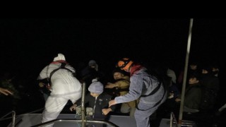 Yunan unsurlarınca ölüme terk edilen 39 kaçak göçmen kurtarıldı