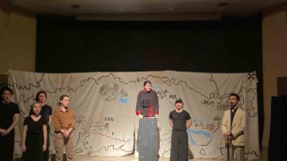15. Uluslararası Tiyatro Festivali perdelerini açtı