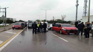 7 aracın karıştığı zincirleme kaza: 2 yaralı