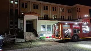 70 öğrencinin kaldığı yurtta yangın çıktı, öğrenciler geceyi okulda geçirdi