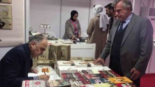 8. Üsküdar Kitap Fuarında Tarihçi-Yazar Dr. İbrahim Pazan okuyucuları ile buluştu