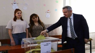 Adana Valisi Elban: Seçim güvenliği için 12 bin civarında polis ve jandarma görev alıyor