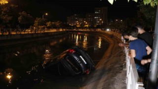 Adanada otomobil sulama kanalına düştü: 1 ölü, 1 yaralı