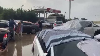 Adıyamana ceviz büyüklüğünde dolu yağdı
