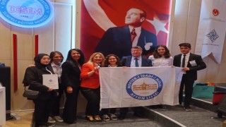 Afyon Lisesi öğretmen ve öğrencileri ‘İzmir İktisat Kongresinin 100. Yıldönümünde panel gerçekleştirdi