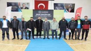 Ağrıda Amatör Spor Kulüplerine 1 Milyon 80 Bin TL destek