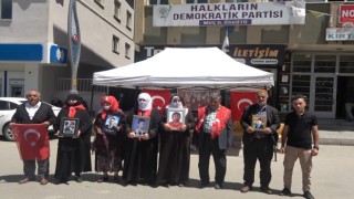 Aileler eylemlerine devam etti