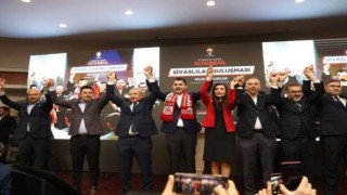 AK Parti İstanbul Milletvekili Adayı Erdem ve Eminmollaoğlu Ümraniyede Sivaslılar ile buluştu
