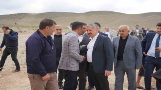 AK Parti Kayseri Milletvekili Adayı Gürcan: Çiftçilerin sulama borcunun yüzde 50sini karşılayarak en büyük girdi maliyetlerini azalttık