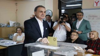 AK Parti Sözcüsü Çelik: Türkiye bir kere daha büyük bir demokrasi sınavını bütün gücünü göstererek veriyor