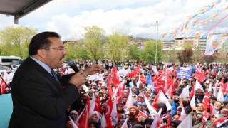 Ak Partiden Oltuda coşkulu miting