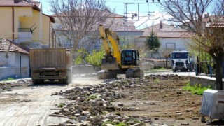 Akdağmadeninde yol yenileme çalışması sürüyor