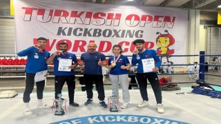 Akdenizli sporcular, Dünya Şampiyonasından madalyalarla döndü