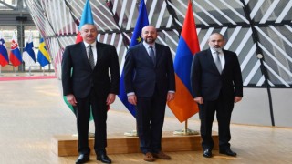 Aliyev, Michel ve Paşinyandan Brükselde üçlü zirve