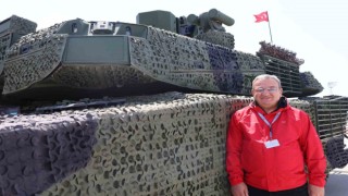 Altay tankı, TEKNOFEST-2023te vatandaşlarla buluştu