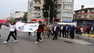 Altınovada Gençlik Yürüyüşü yapıldı