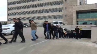 Antalya merkezli 6 ilde silahlı suç örgütüne eş zamanlı operasyon: 32 tutuklama