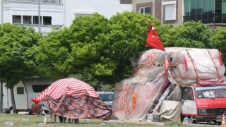 Antalyada denize sıfır karavan tatiline yasak geliyor