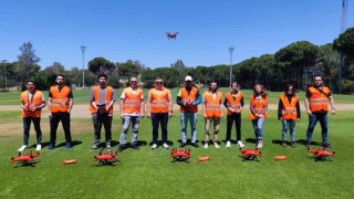 Antalyada sahillerinde kadın dron pilotları hayat kurtaracak