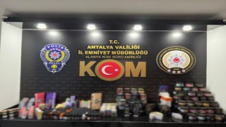 Antalyada üç ilçede kaçakçılık operasyonu