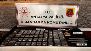 Antalyada uyuşturucu operasyonu: 2 gözaltı