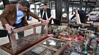 Antika meraklıları Kartepede buluşuyor