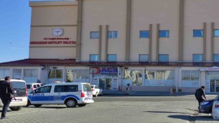 Ardahanda yıldırımın isabet ettiği genç hayatını kaybetti