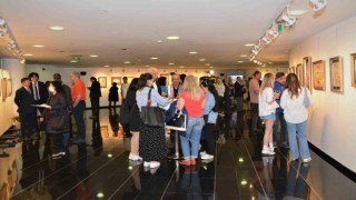 ASOda “Giz ve Biz” Ebru Sergisi
