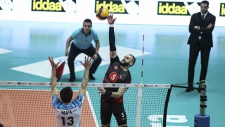 AXA Sigorta Efeler Ligi: Halkbank: 3 - Ziraat Bankkart: 1